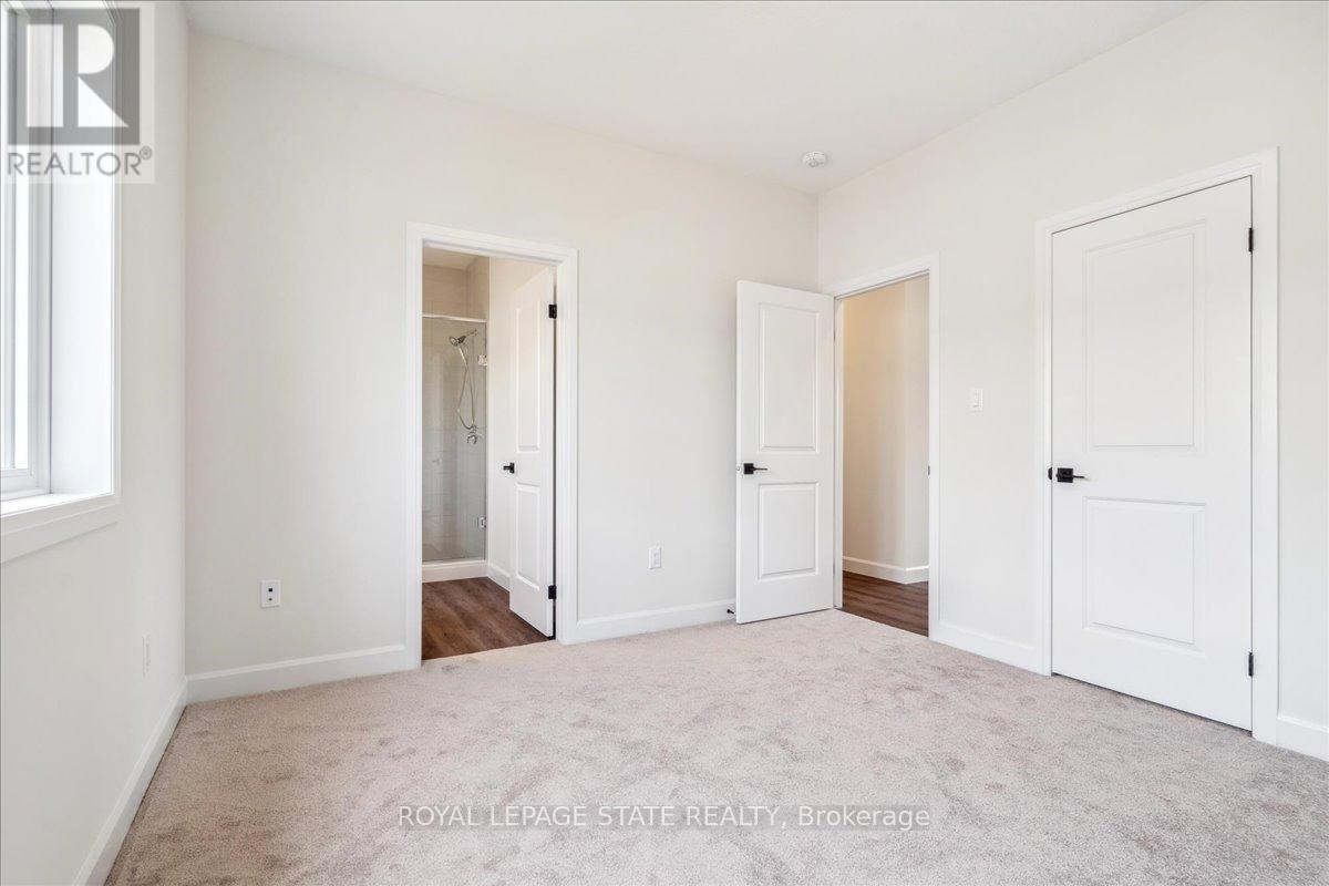 5b Shores Lane, Fort Erie, Ontario  L0S 1B0 - Photo 18 - X12393951