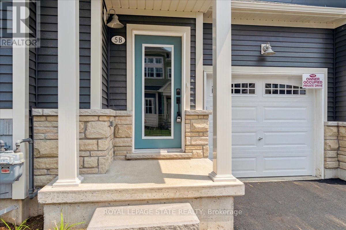5b Shores Lane, Fort Erie, Ontario  L0S 1B0 - Photo 6 - X12393951
