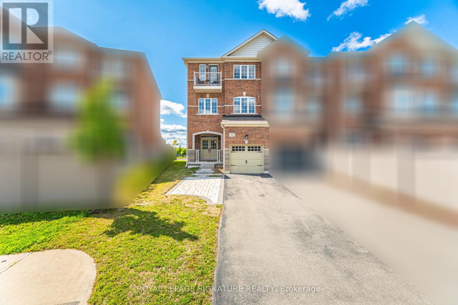 99 Burke Street, Hamilton (Waterdown), Ontario  L8B 0T8 - Photo 34 - X12394076