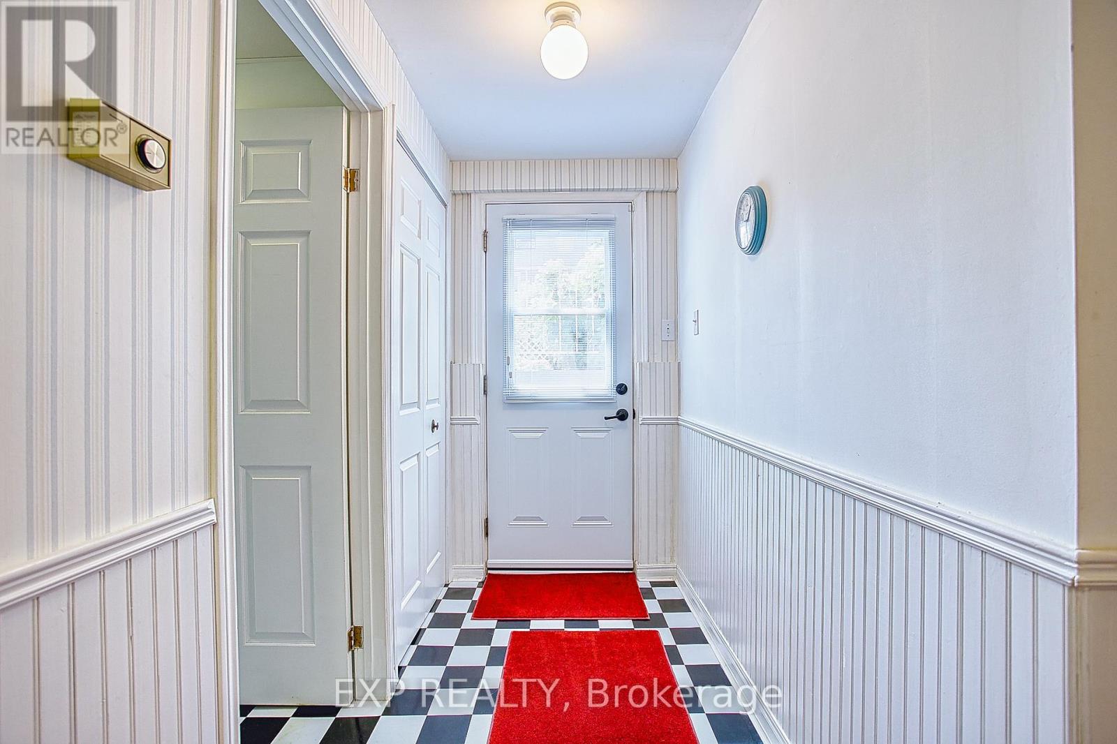 24 Samuel Road, Grimsby, Ontario  L3M 4P6 - Photo 21 - X12394077