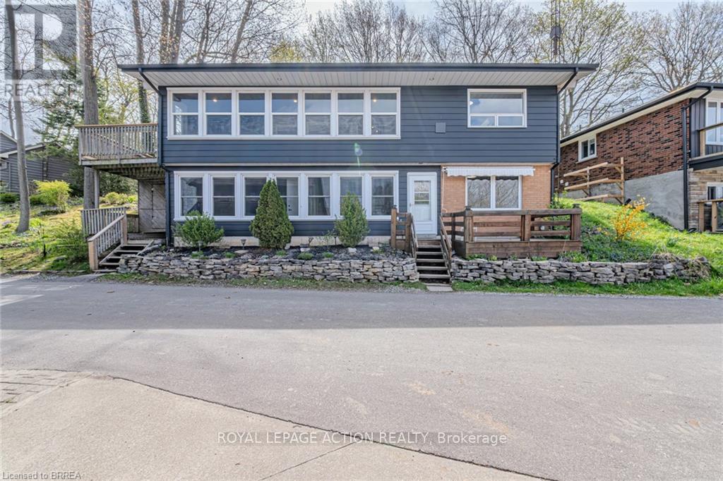 54 GRAND STREET, Norfolk, Ontario