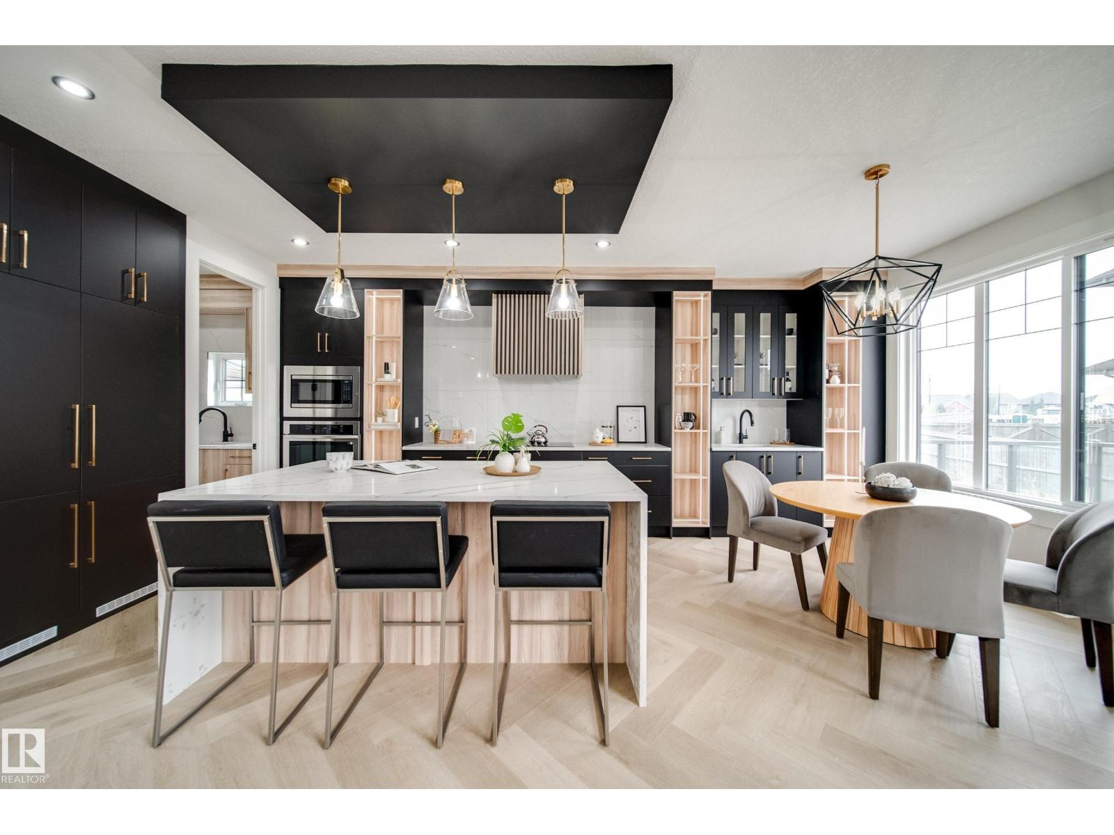 4004 Ginsburg Cr Nw, Edmonton, Alberta  T5T 4V2 - Photo 10 - E4457018