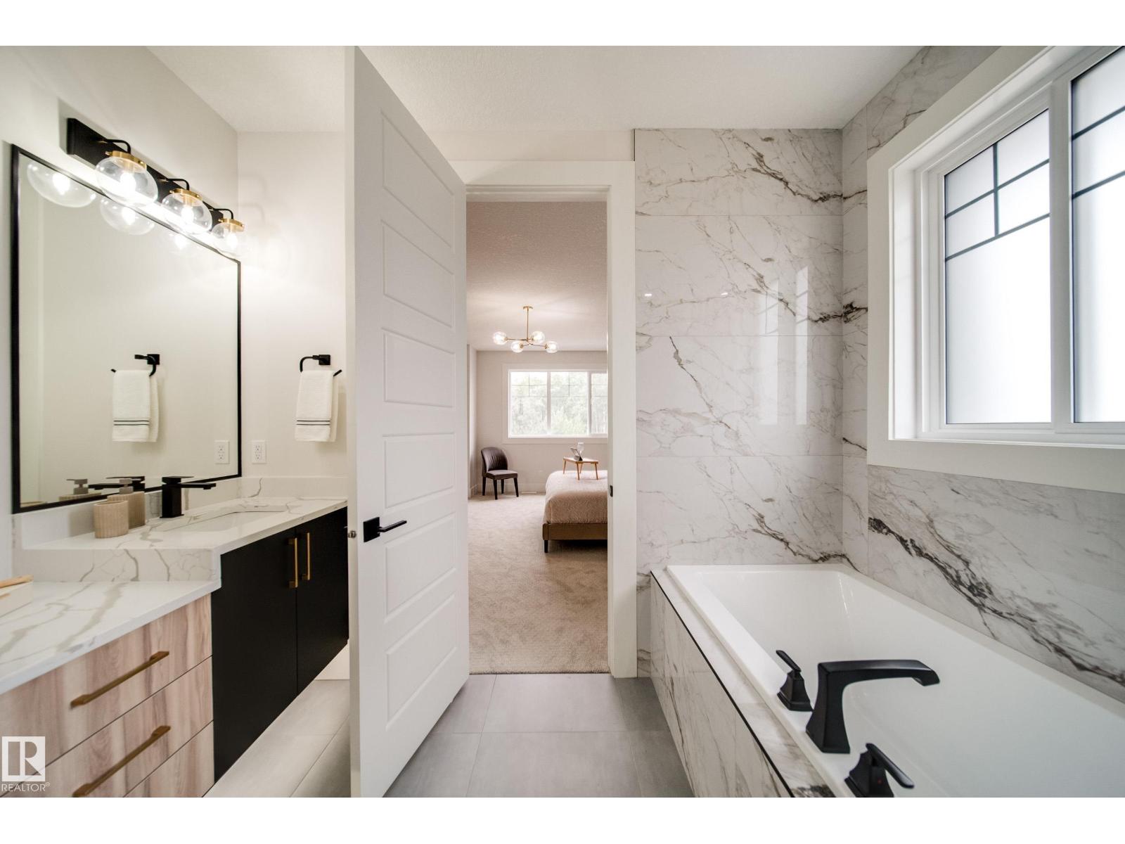 4004 Ginsburg Cr Nw, Edmonton, Alberta  T5T 4V2 - Photo 45 - E4457018
