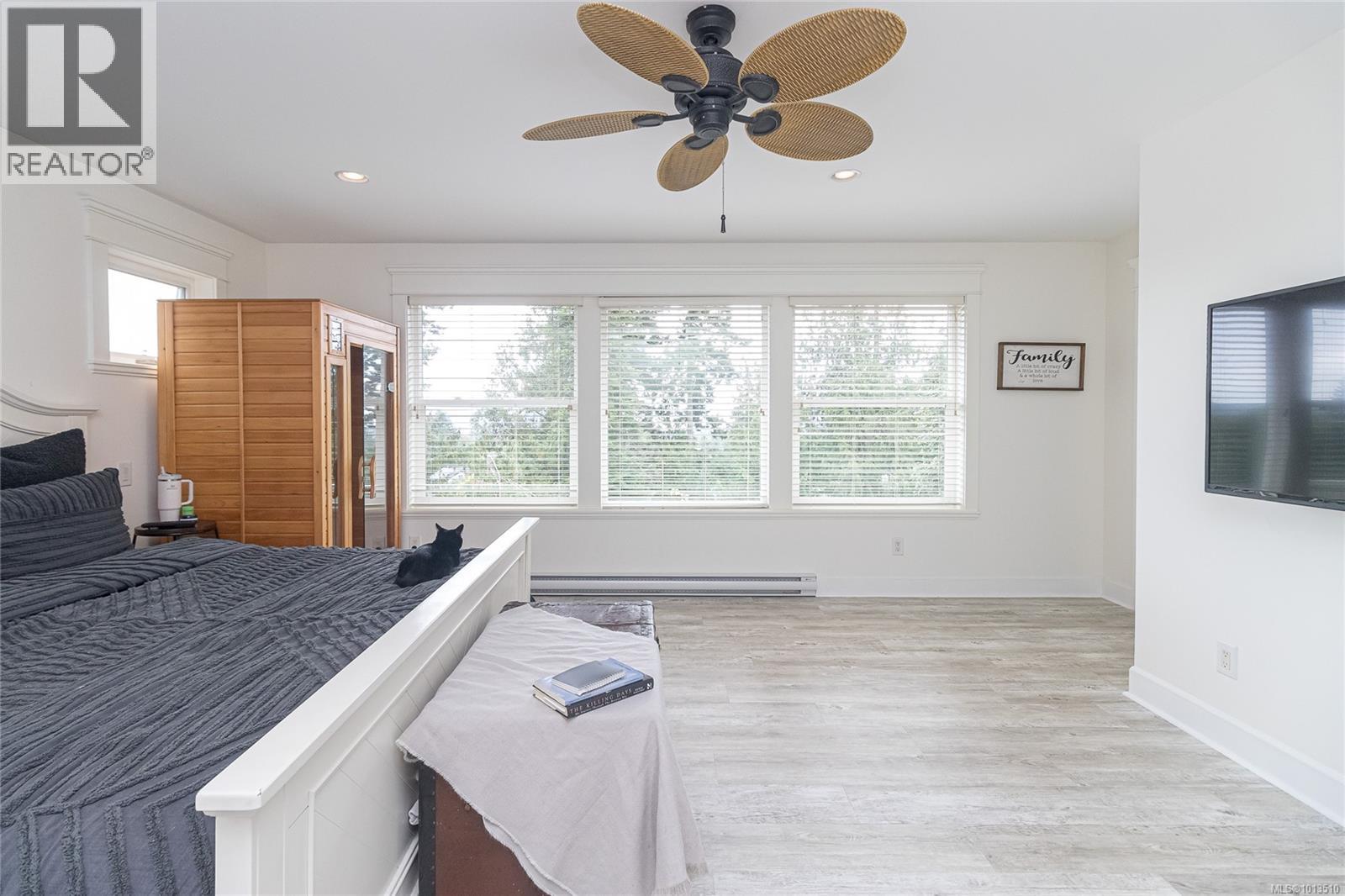 Property at 6983 Brailsford Pl image 2