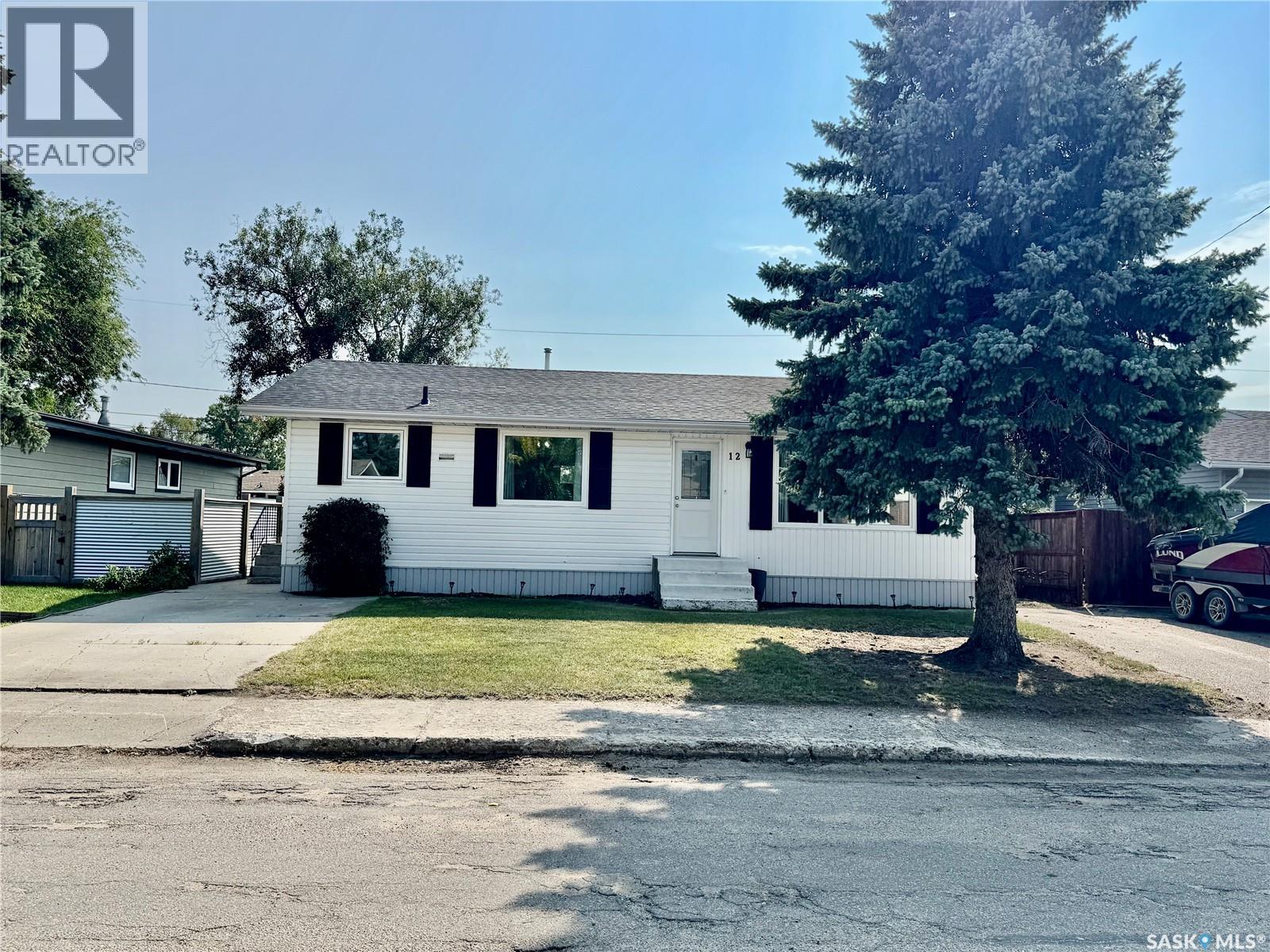 12 King Crescent, Humboldt, Saskatchewan  S0K 2A0 - Photo 31 - SK017885