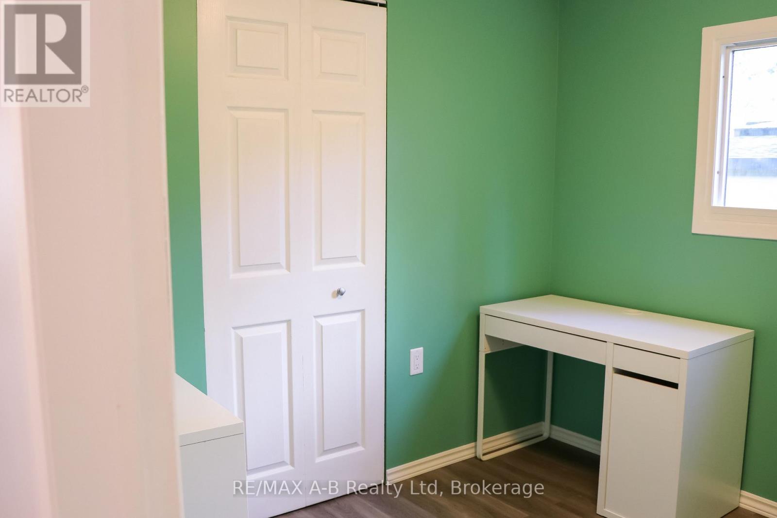 191 Cedar Street, Perth East (Crystal Lake), Ontario  N5A 6S6 - Photo 48 - X12365748