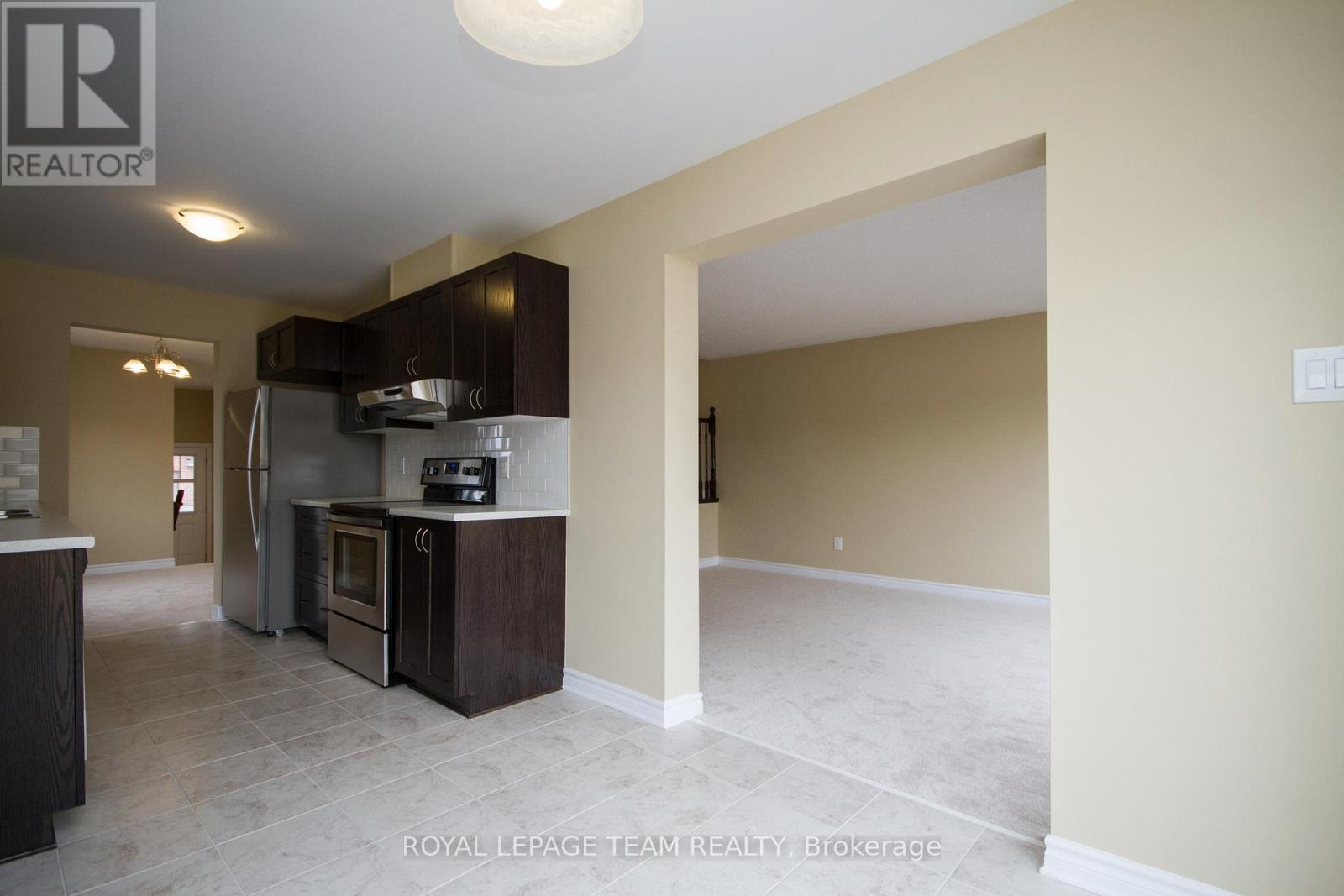 464 Brettonwood Ridge, Ottawa, Ontario  K2T 0K7 - Photo 22 - X12367901