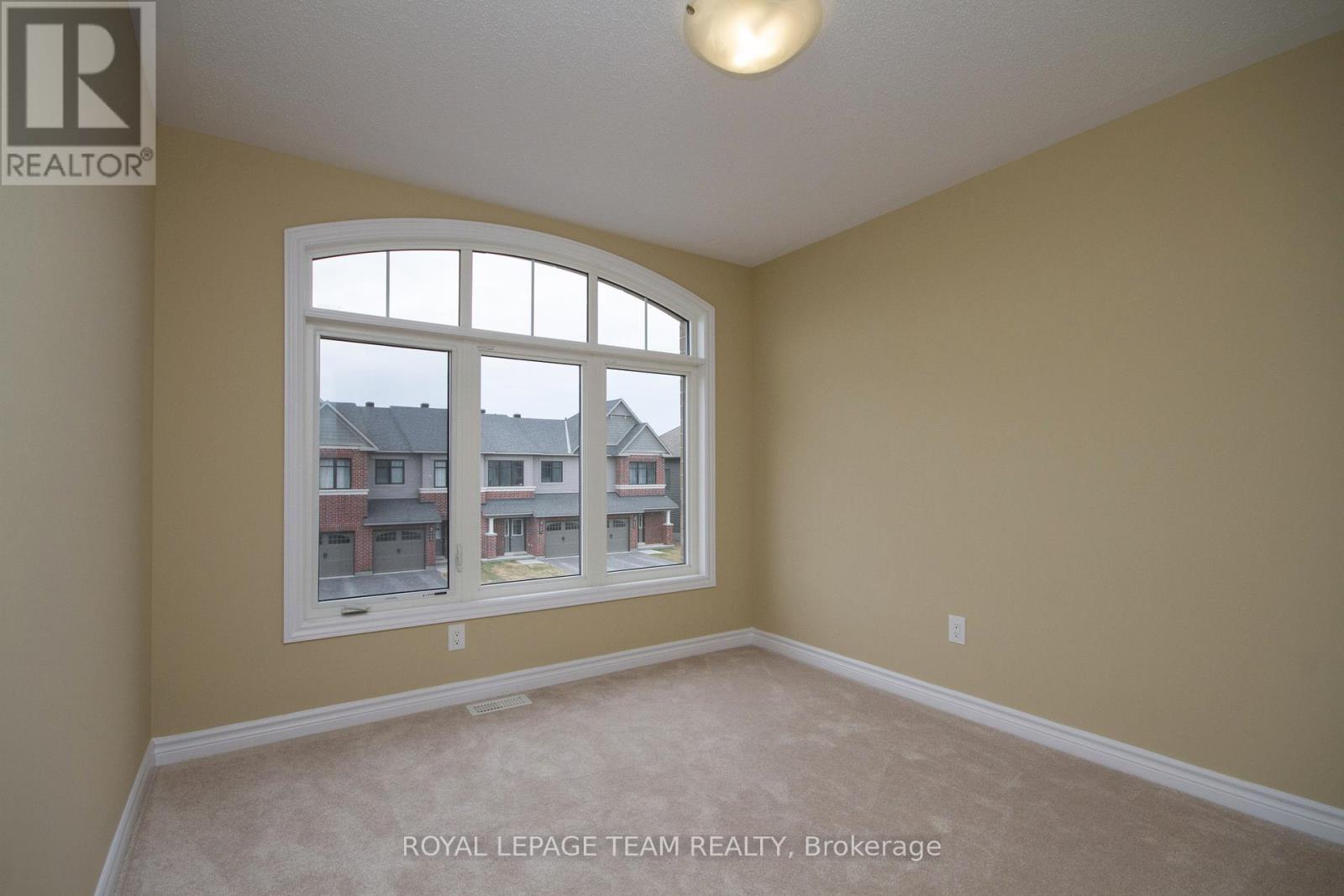 464 Brettonwood Ridge, Ottawa, Ontario  K2T 0K7 - Photo 37 - X12367901