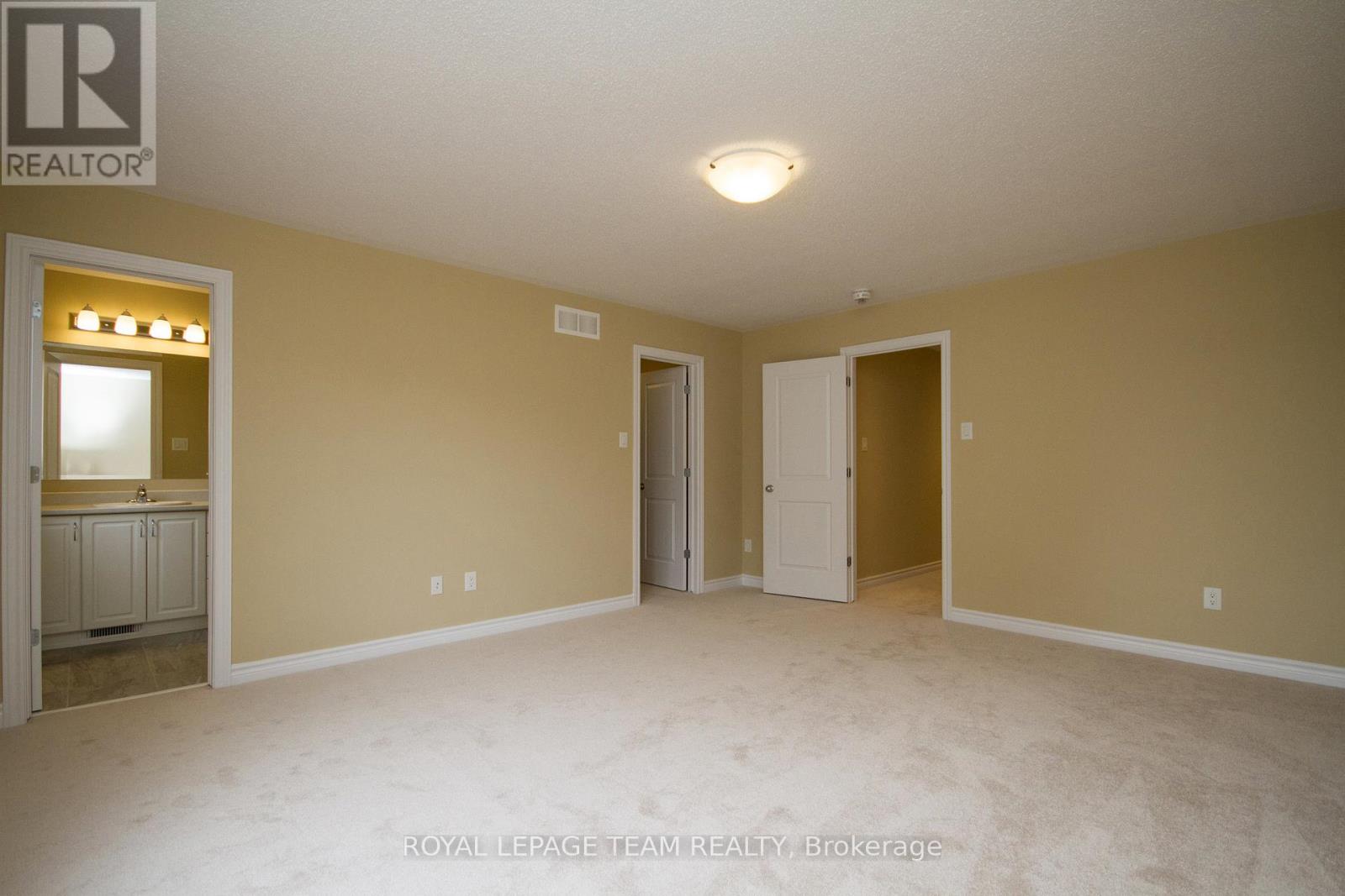 464 Brettonwood Ridge, Ottawa, Ontario  K2T 0K7 - Photo 25 - X12367901