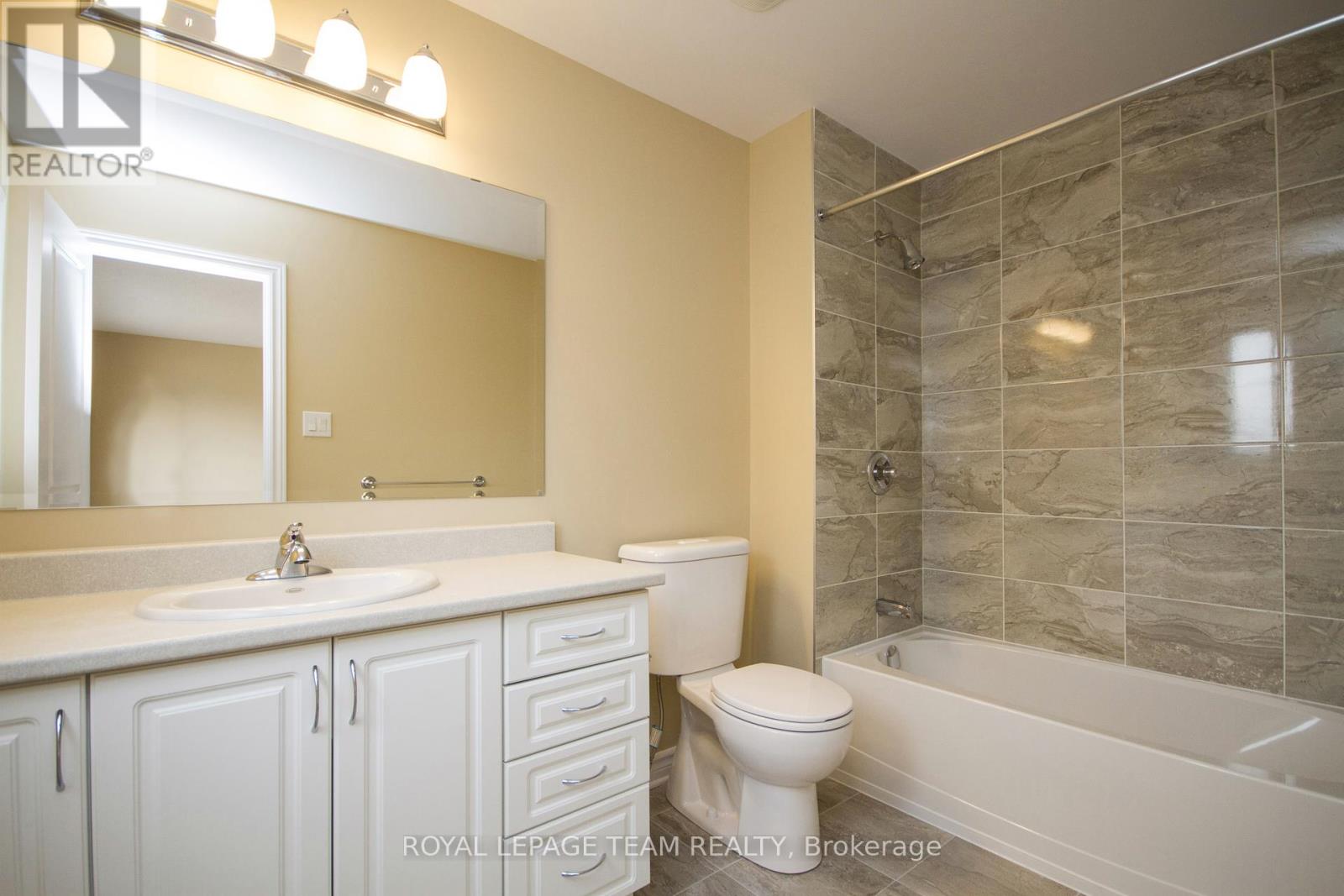 464 Brettonwood Ridge, Ottawa, Ontario  K2T 0K7 - Photo 27 - X12367901