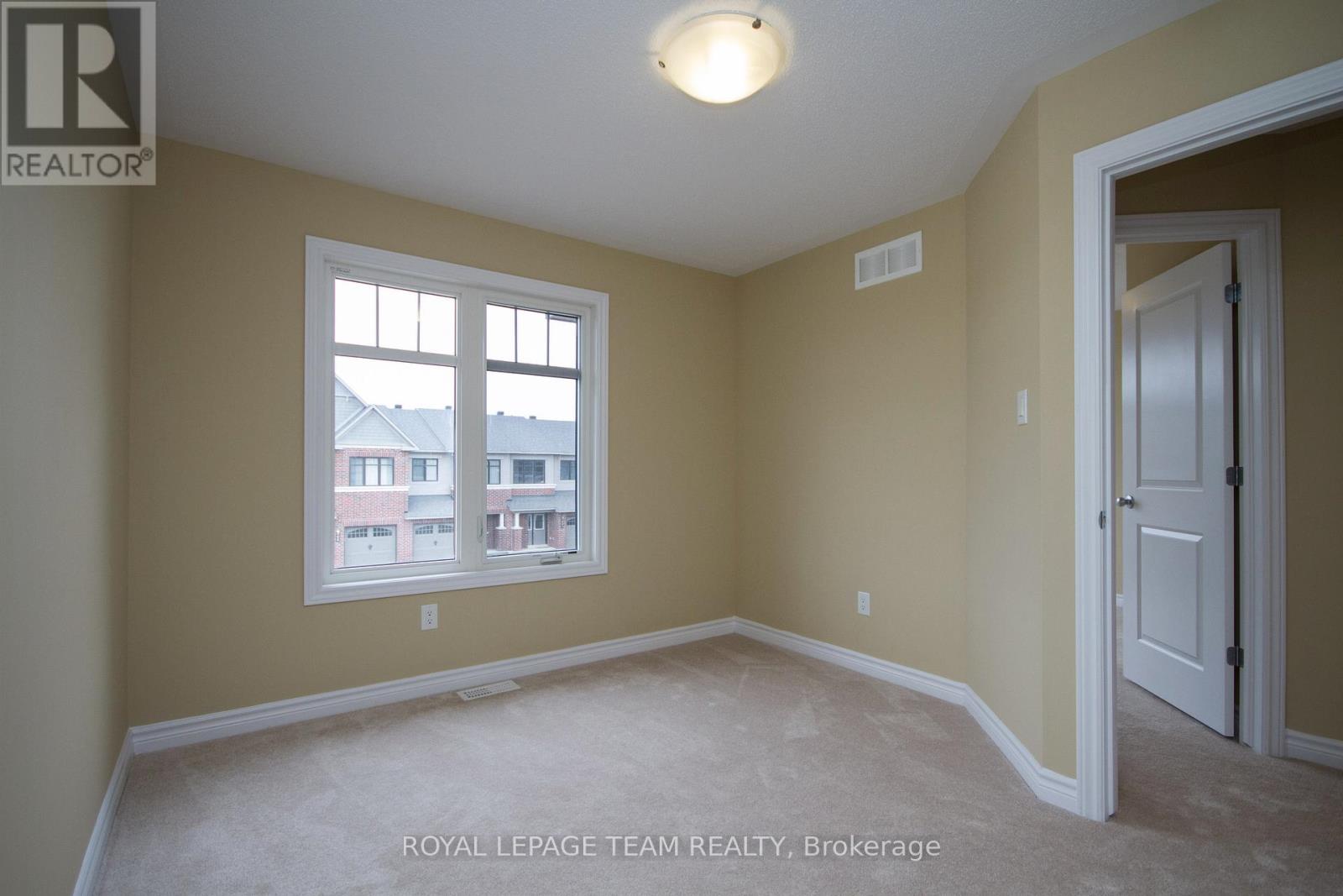 464 Brettonwood Ridge, Ottawa, Ontario  K2T 0K7 - Photo 33 - X12367901