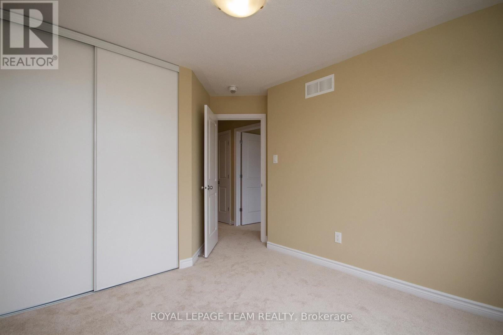 464 Brettonwood Ridge, Ottawa, Ontario  K2T 0K7 - Photo 39 - X12367901