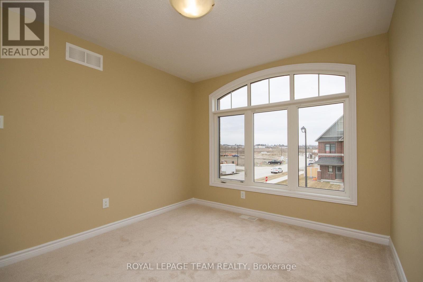 464 Brettonwood Ridge, Ottawa, Ontario  K2T 0K7 - Photo 38 - X12367901