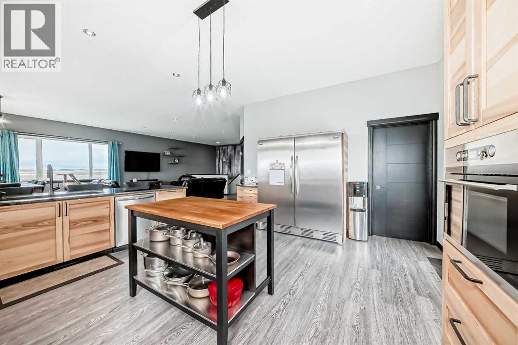 431073 Range Road 254, Rural Ponoka County, Alberta  T4J 1R2 - Photo 5 - A2231925