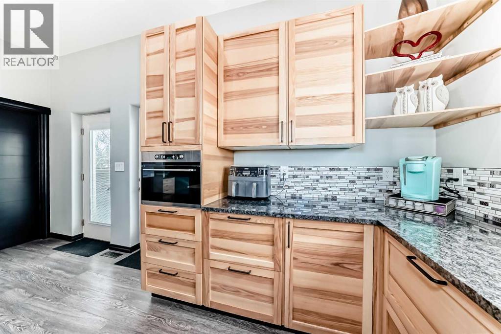 431073 Range Road 254, Rural Ponoka County, Alberta  T4J 1R2 - Photo 6 - A2231925