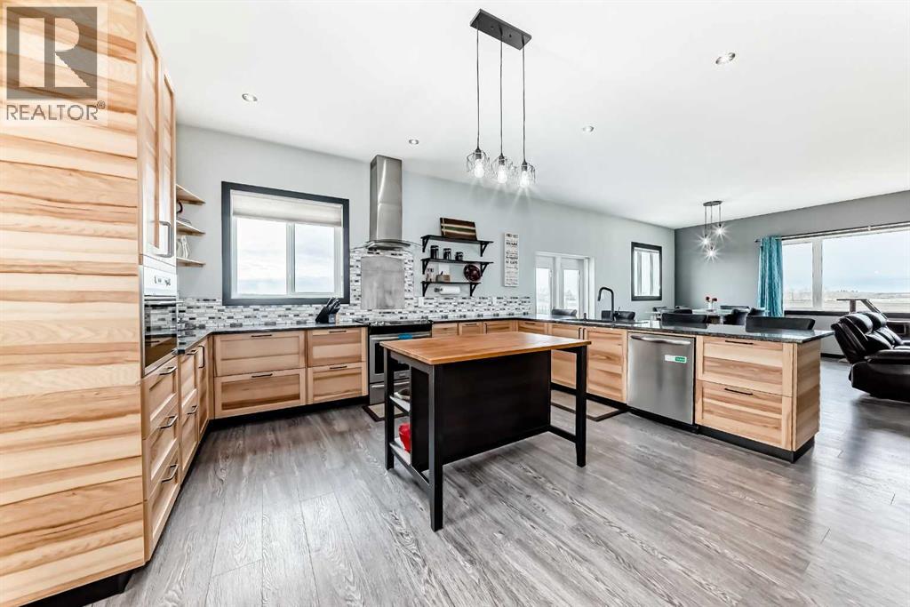 431073 Range Road 254, Rural Ponoka County, Alberta  T4J 1R2 - Photo 7 - A2231925