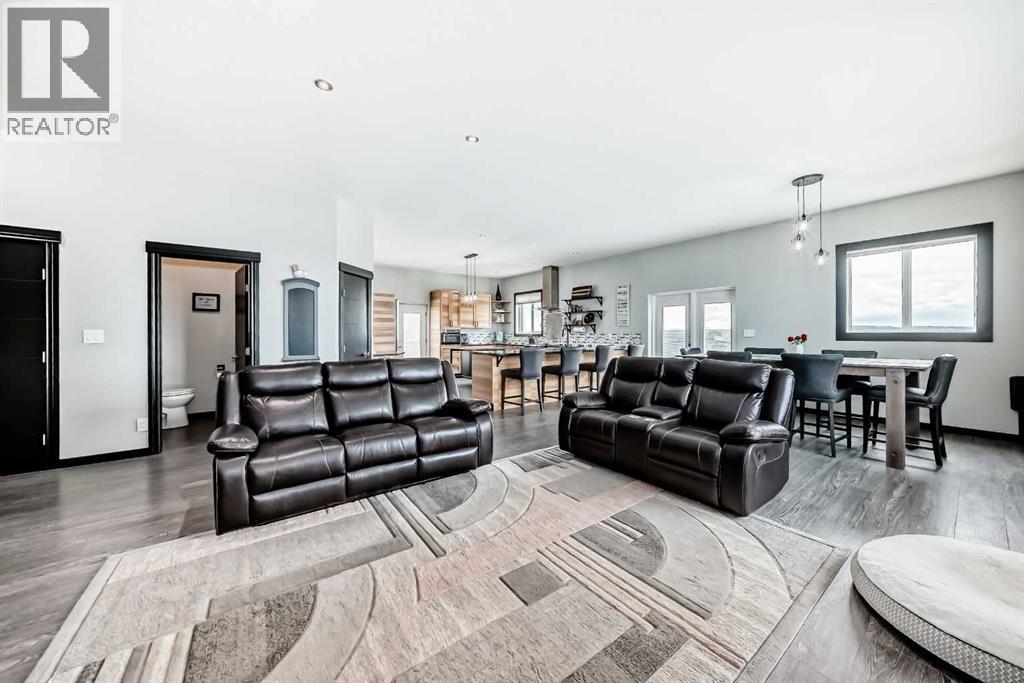 431073 Range Road 254, Rural Ponoka County, Alberta  T4J 1R2 - Photo 11 - A2231925