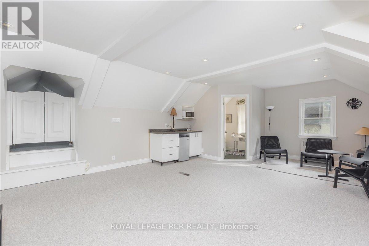 50 Wellington Street E, Aurora (Aurora Village), Ontario  L4G 1H5 - Photo 21 - N12393789