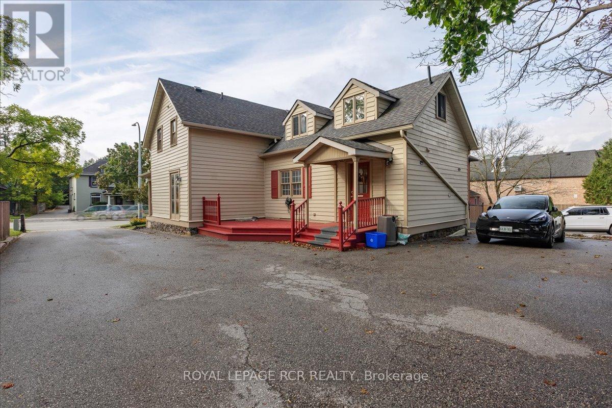 50 Wellington Street E, Aurora (Aurora Village), Ontario  L4G 1H5 - Photo 25 - N12393789