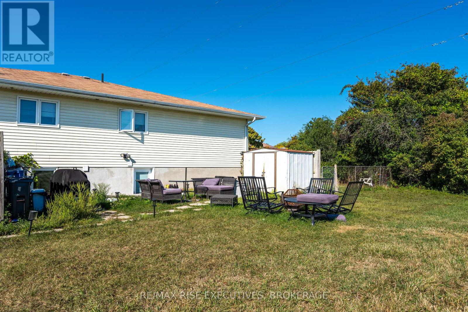 Property at 828 BIGHAM COURT image 3