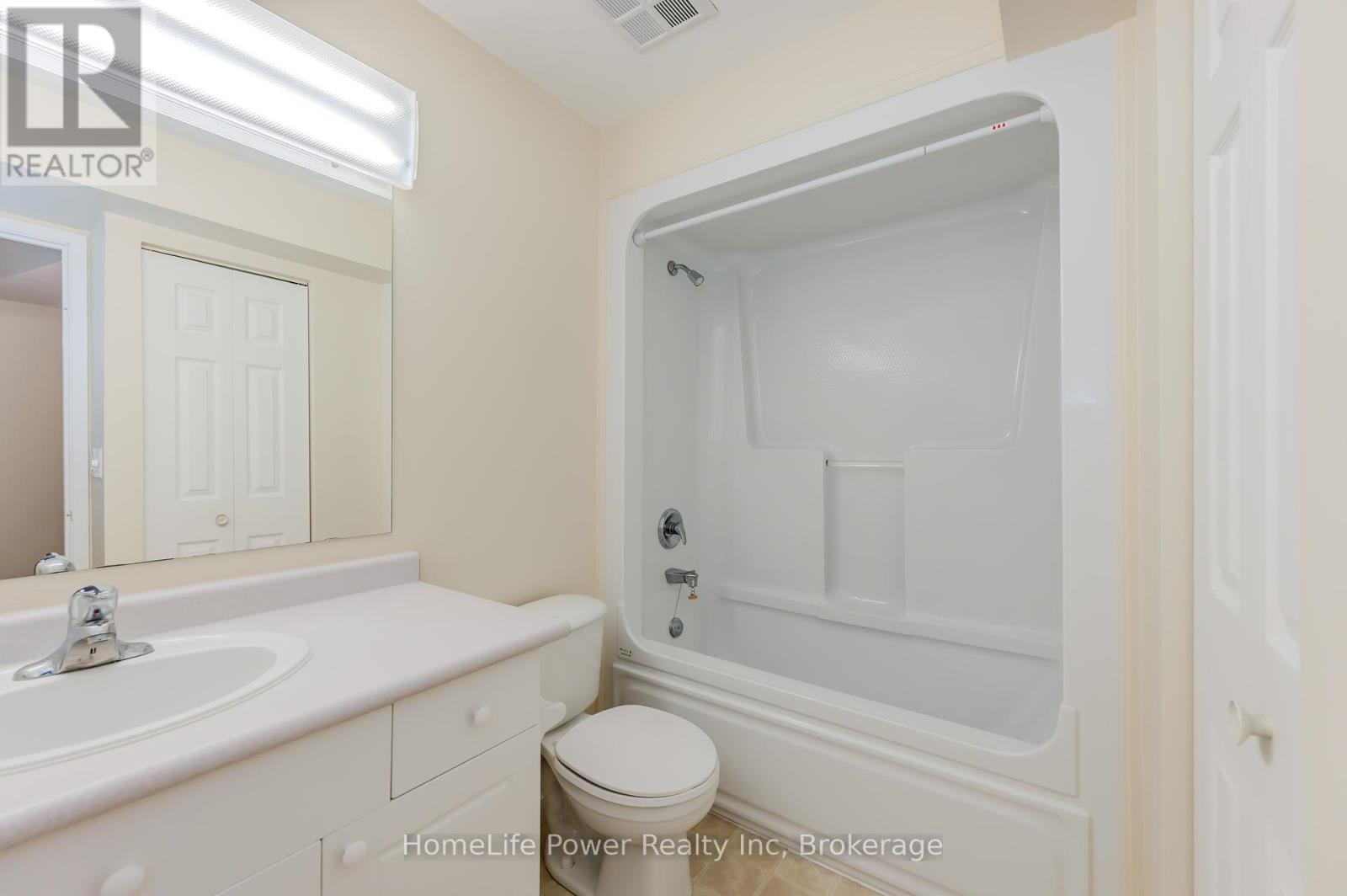 506 - 20 St George Street, Kitchener, Ontario  N2G 2S7 - Photo 16 - X11995491