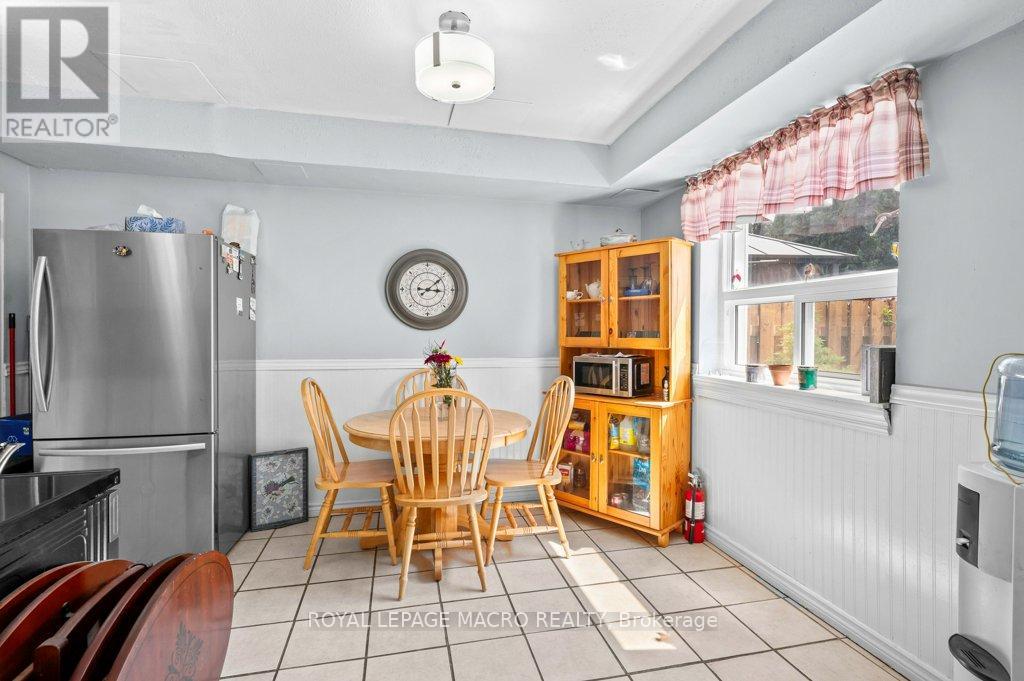2 - 483 Claridge Road, Burlington, Ontario  L7N 2S1 - Photo 14 - W12232581