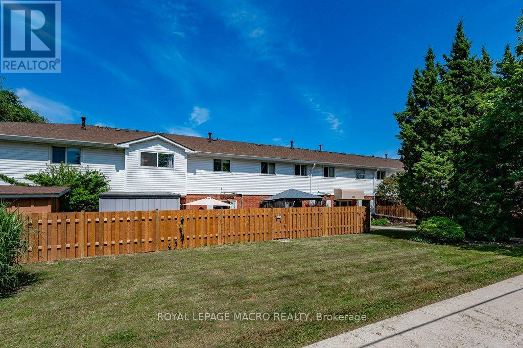 2 - 483 Claridge Road, Burlington, Ontario  L7N 2S1 - Photo 3 - W12232581