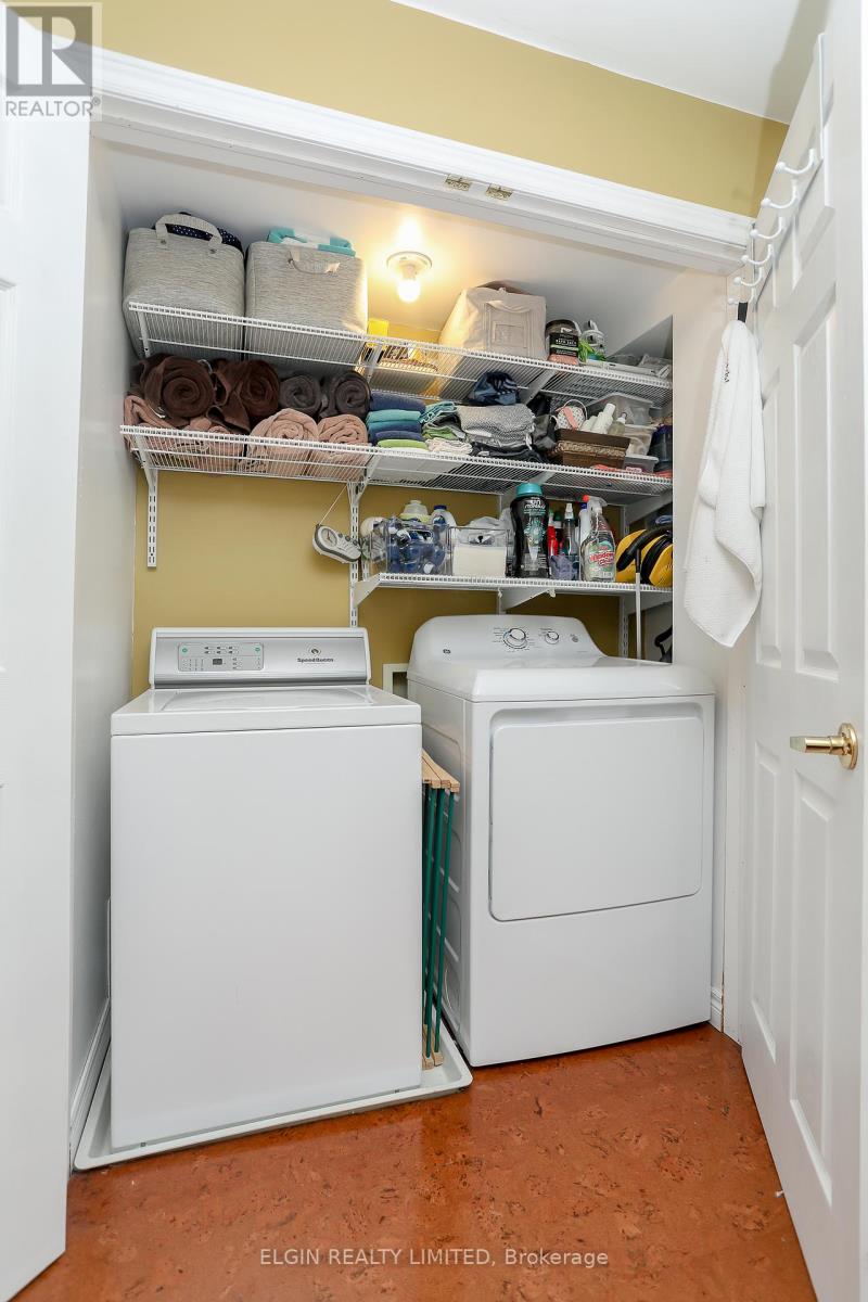 10201 Lynhurst Park Drive, Southwold, Ontario  N5P 2E5 - Photo 19 - X12394300