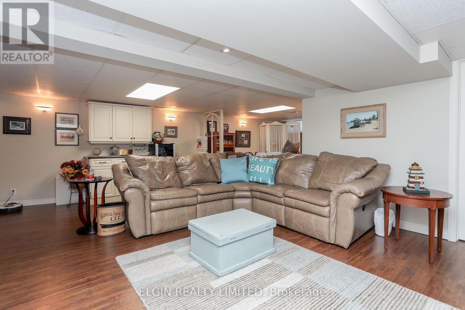 10201 Lynhurst Park Drive, Southwold, Ontario  N5P 2E5 - Photo 22 - X12394300