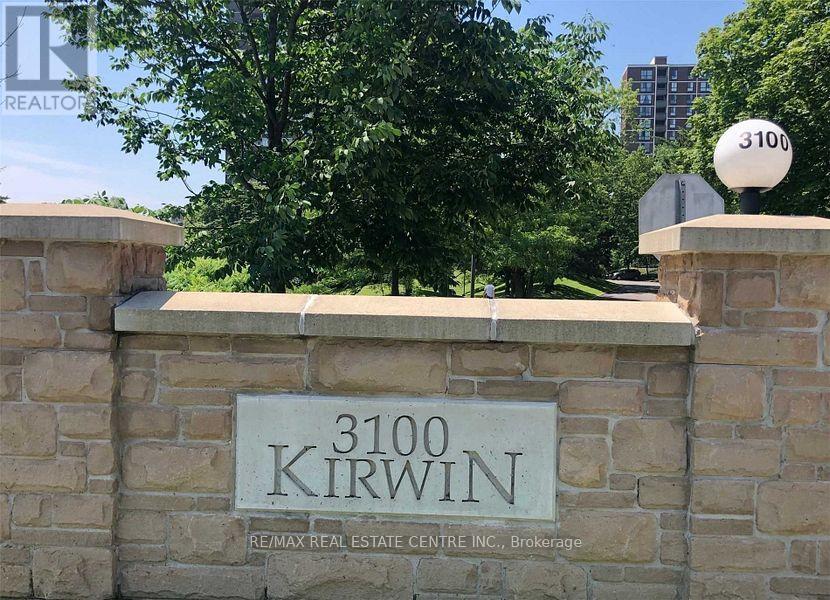 704 - 3100 Kirwin Avenue, Mississauga, Ontario  L5A 3S6 - Photo 2 - W12341827