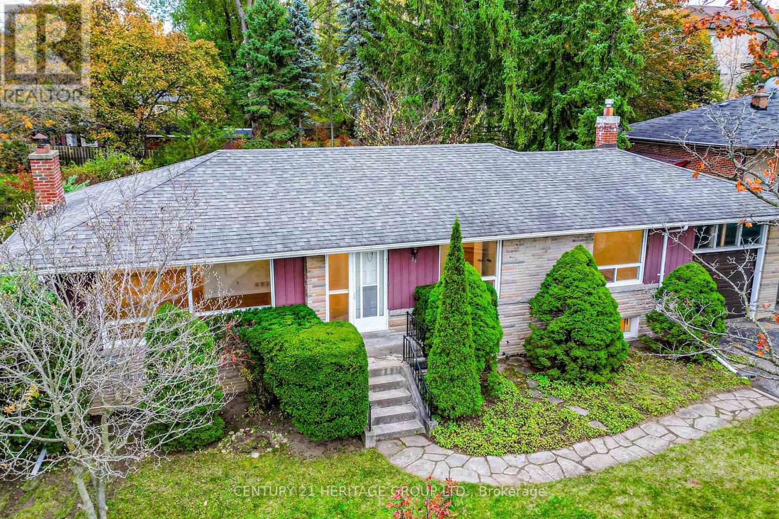 35 Caswell Drive, Toronto, Ontario  M2M 3M2 - Photo 1 - C12291973