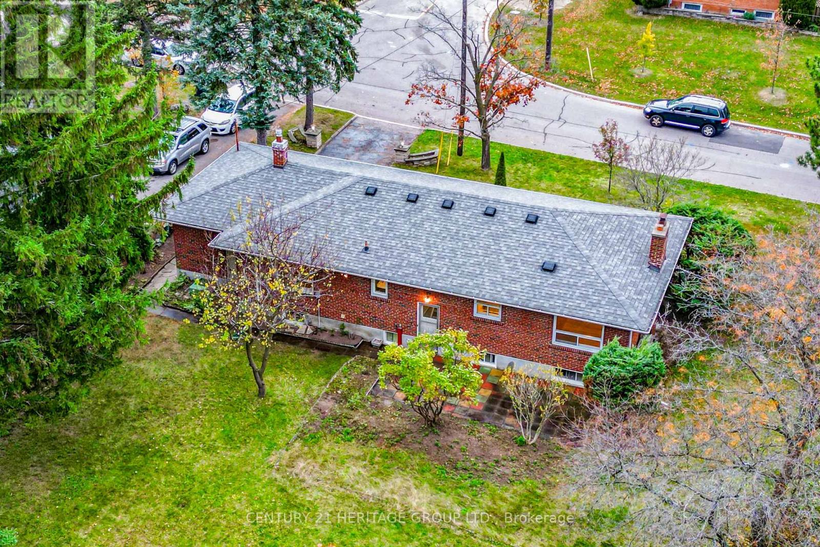 35 Caswell Drive, Toronto, Ontario  M2M 3M2 - Photo 28 - C12291973