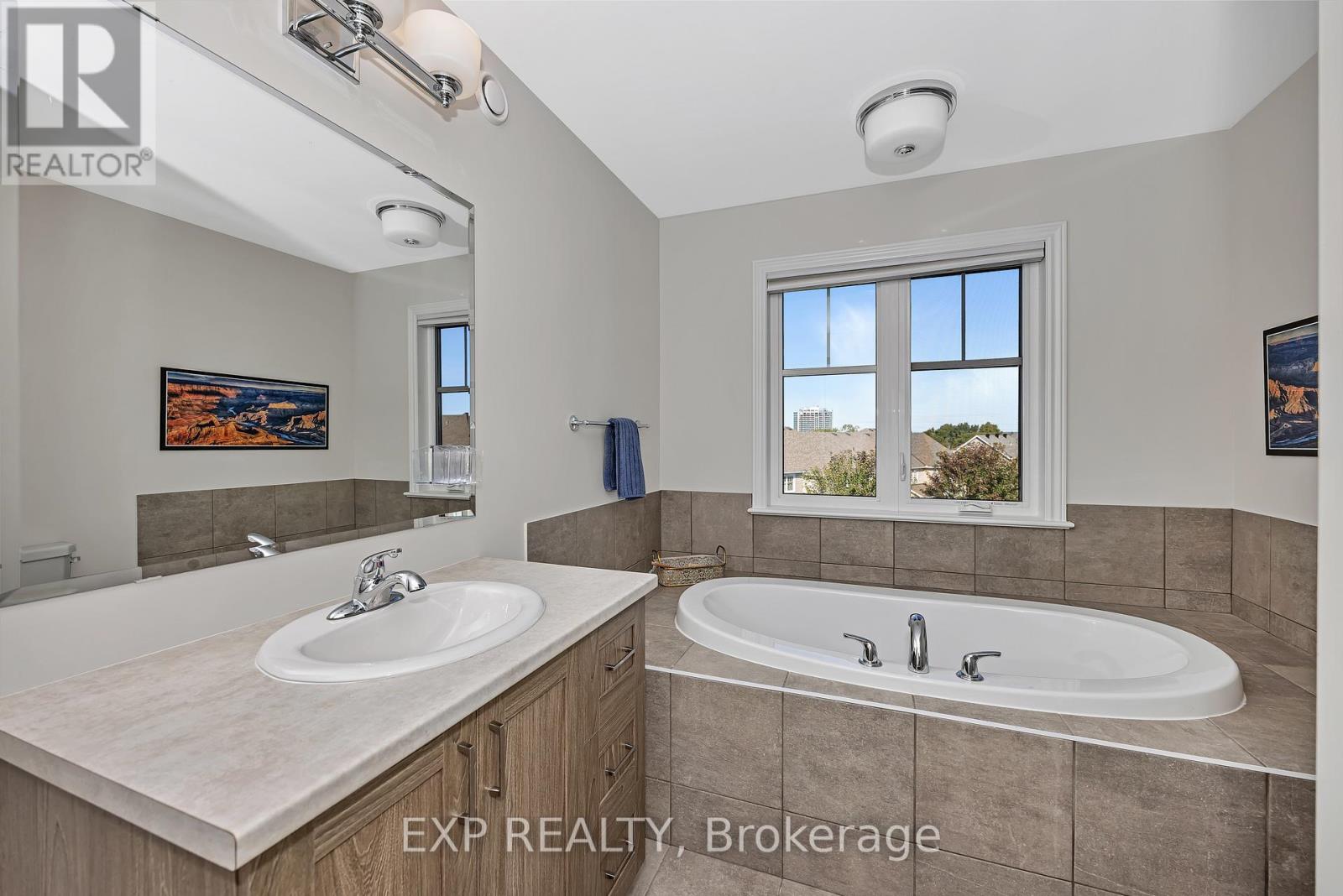 654 Cartographe Street, Ottawa, Ontario  K4A 1B6 - Photo 25 - X12394274