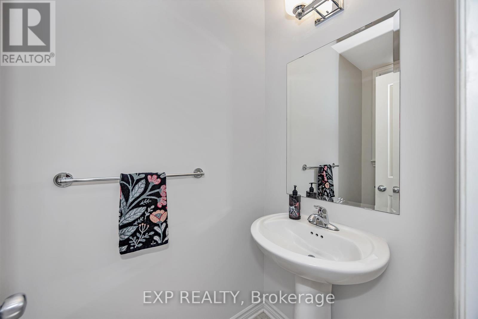 654 Cartographe Street, Ottawa, Ontario  K4A 1B6 - Photo 5 - X12394274