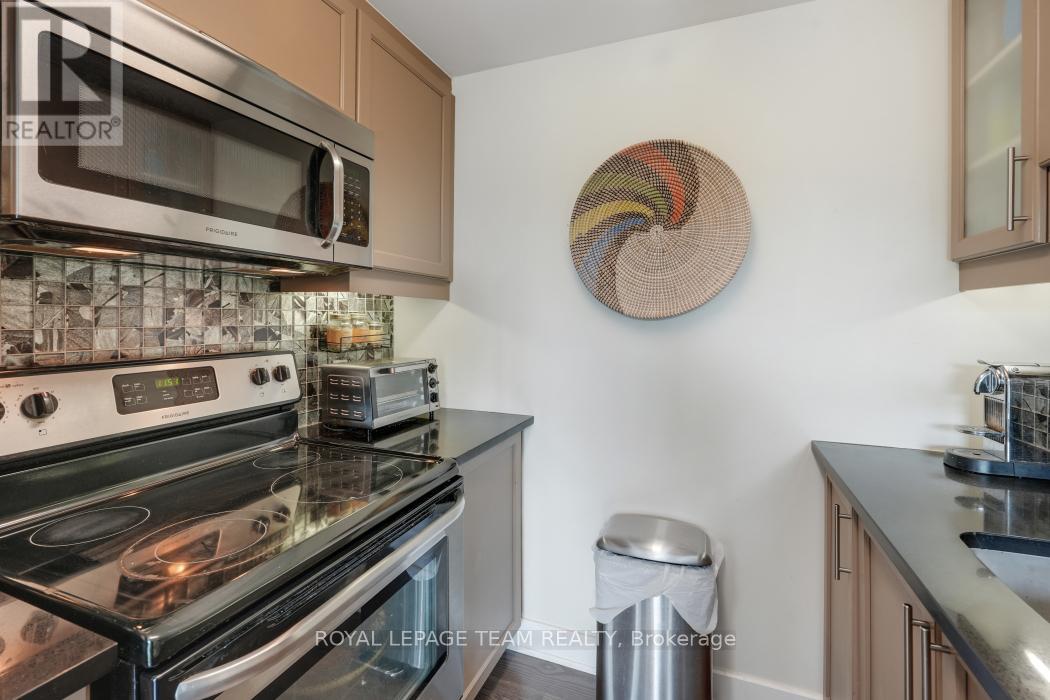 324 - 300c Lett Street, Ottawa, Ontario  K1R 0A8 - Photo 18 - X12394364