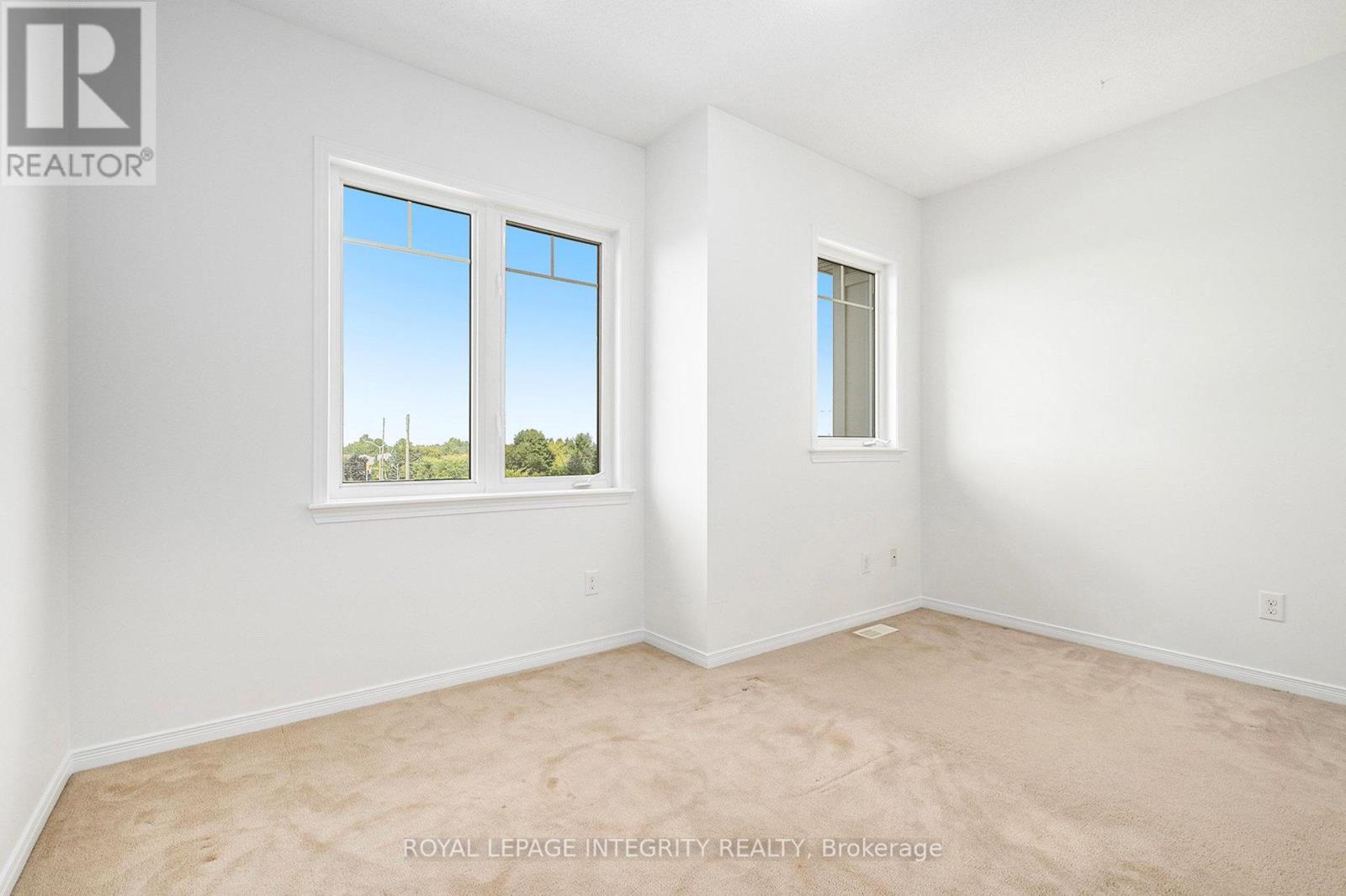 256 Espin Heights, Ottawa, Ontario  K2J 0Y8 - Photo 11 - X12394425