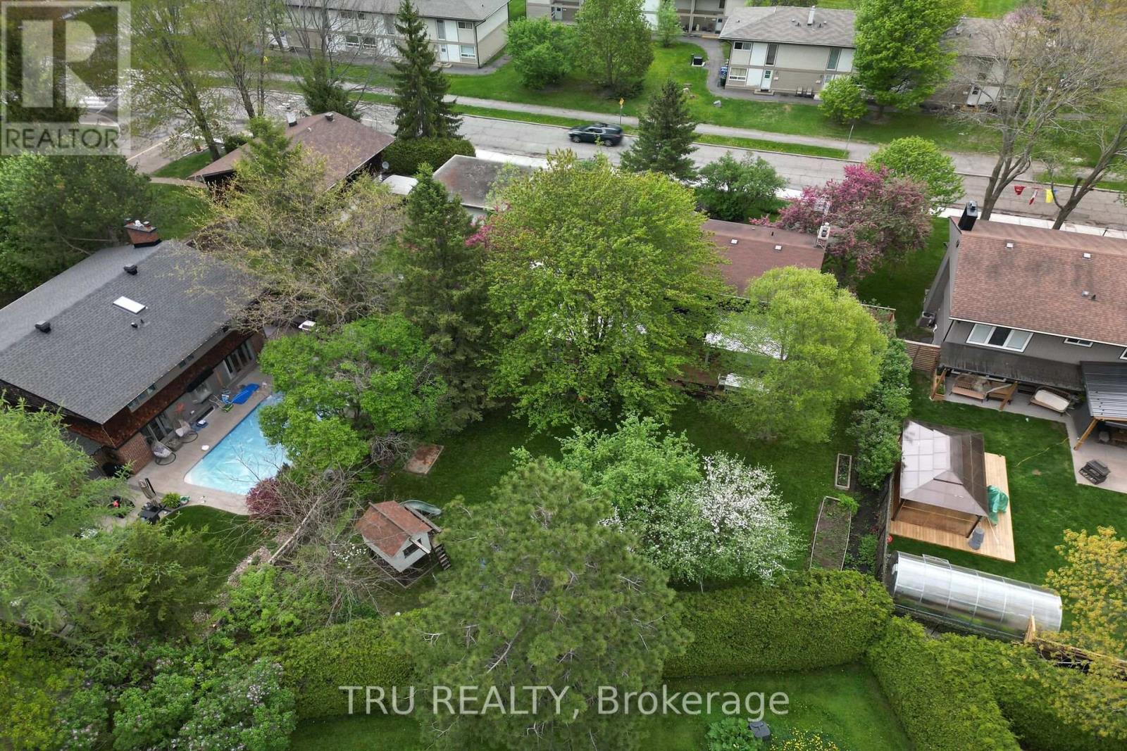 36 Varley Drive, Ottawa, Ontario  K2K 1G2 - Photo 47 - X12394431