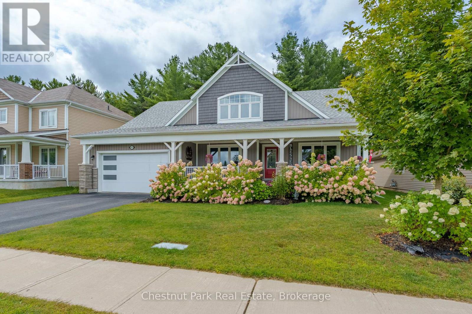 17 Windsong Crescent, Bracebridge (Macaulay), Ontario  P1L 1W9 - Photo 2 - X12394258