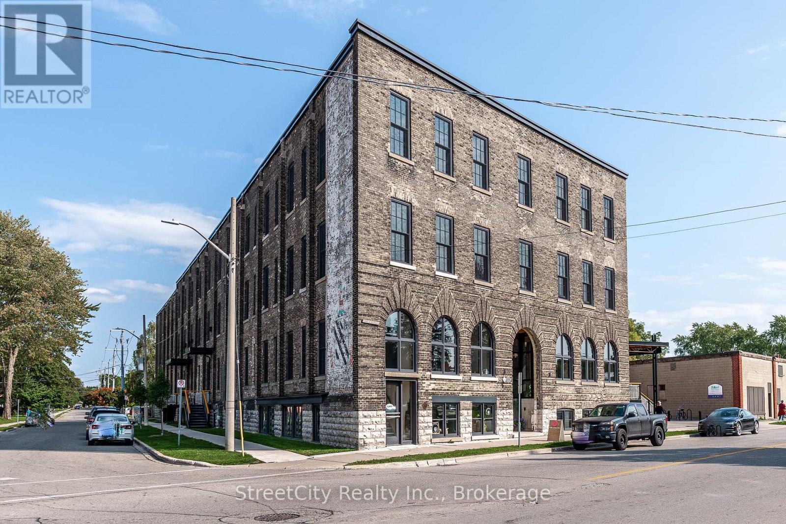 104 - 245 Downie Street, Stratford, Ontario  N5A 1X5 - Photo 3 - X12394270