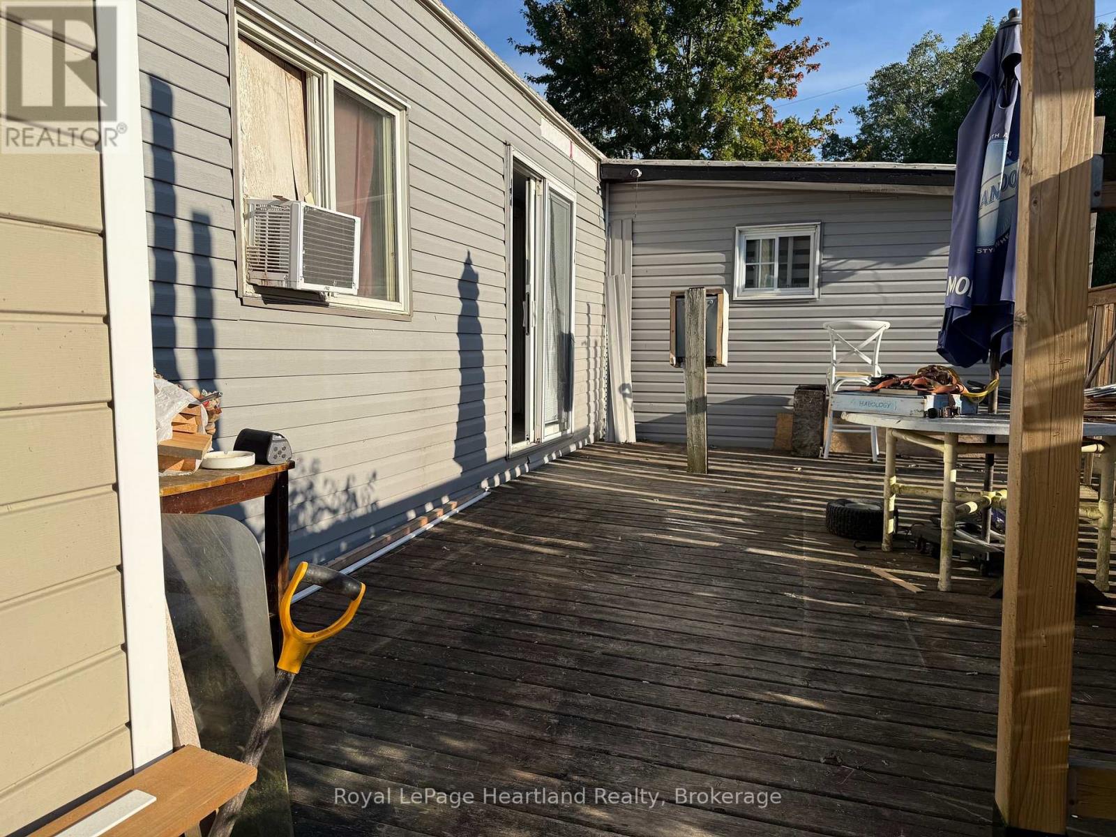 75049 Hensall Road, Huron East (Tuckersmith), Ontario  N0K 1W0 - Photo 18 - X12394314