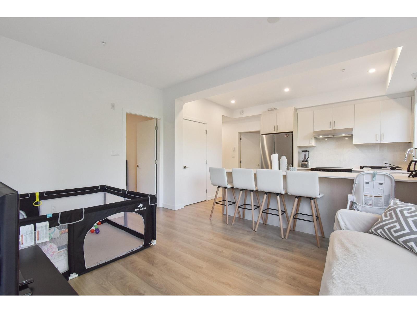 E113 13858 108 Avenue, Surrey, British Columbia  V3T 0T9 - Photo 5 - R3045528
