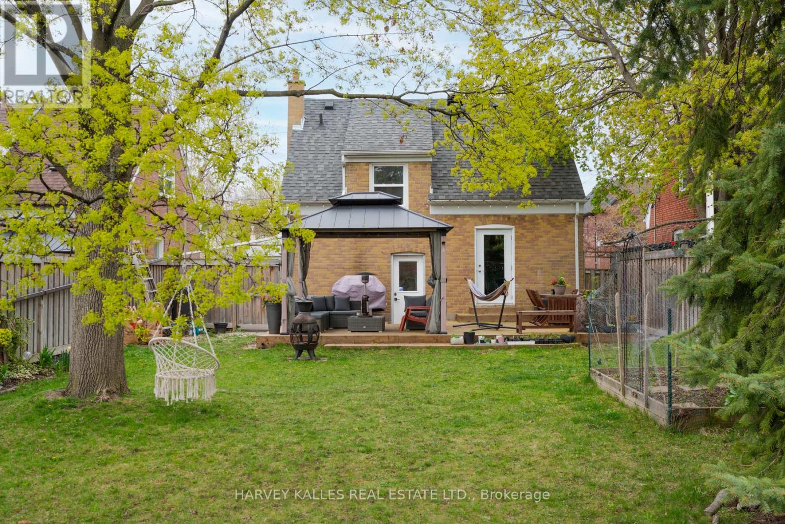 89 Charleswood Drive, Toronto (Clanton Park), Ontario  M3H 1X5 - Photo 36 - C12394134
