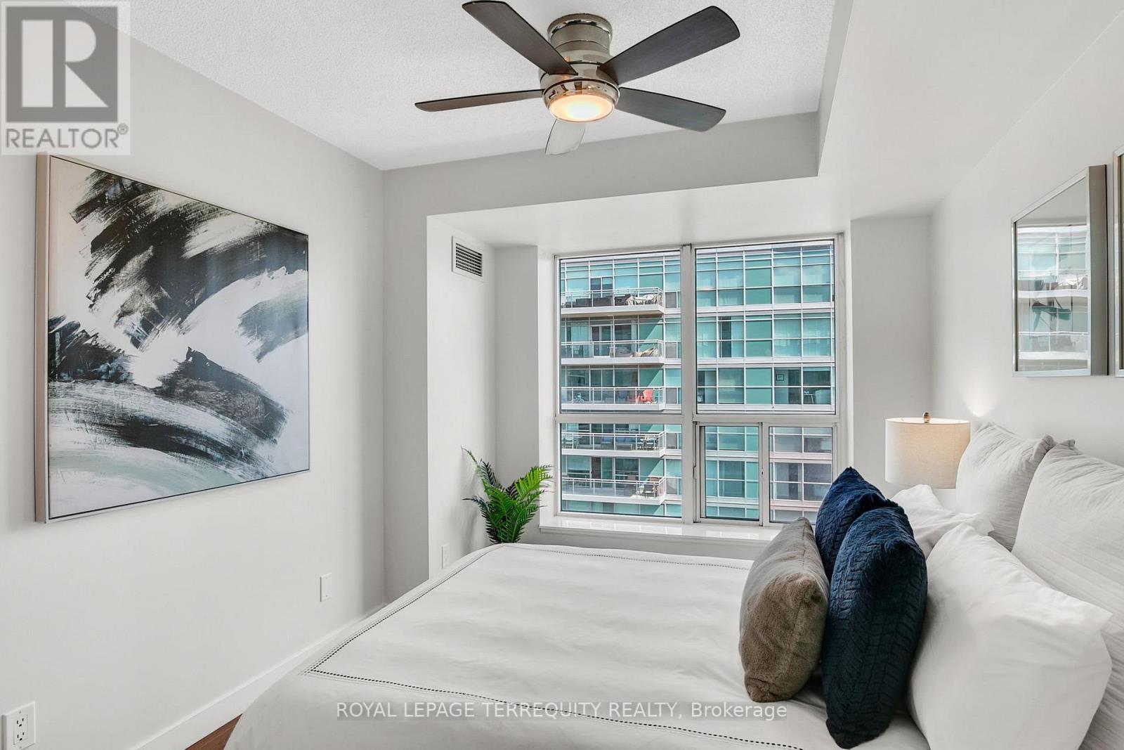 Ph2311 - 50 Lynn Williams Street, Toronto, Ontario  M6K 3R9 - Photo 12 - C12394153