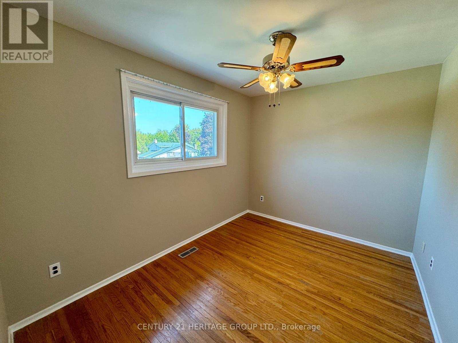 584 Arnhem Drive, Oshawa (O'neill), Ontario  L1G 2J6 - Photo 18 - E12394169