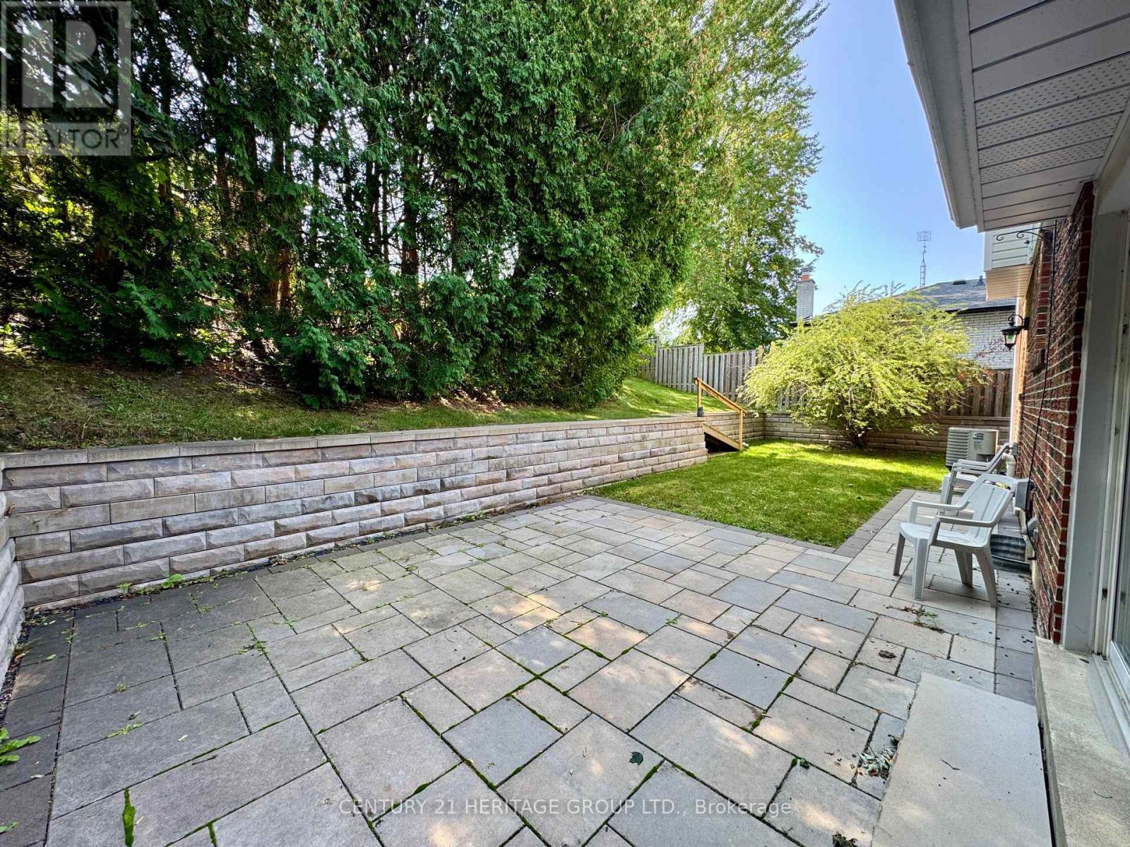 584 Arnhem Drive, Oshawa (O'neill), Ontario  L1G 2J6 - Photo 21 - E12394169
