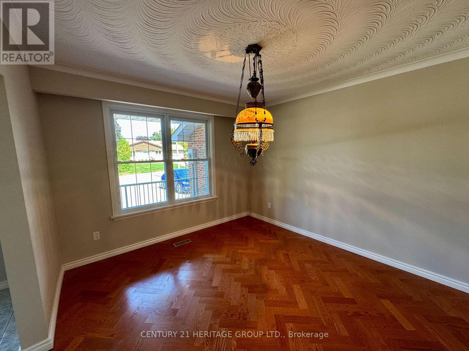 584 Arnhem Drive, Oshawa (O'neill), Ontario  L1G 2J6 - Photo 7 - E12394169