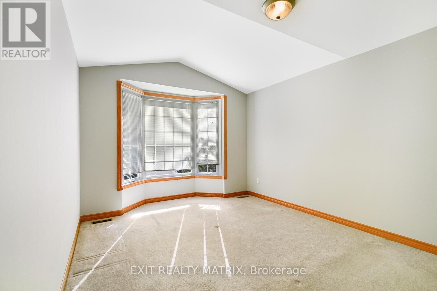 145 Garfield Street S, Gananoque, Ontario  K7G 3G2 - Photo 14 - X12388553