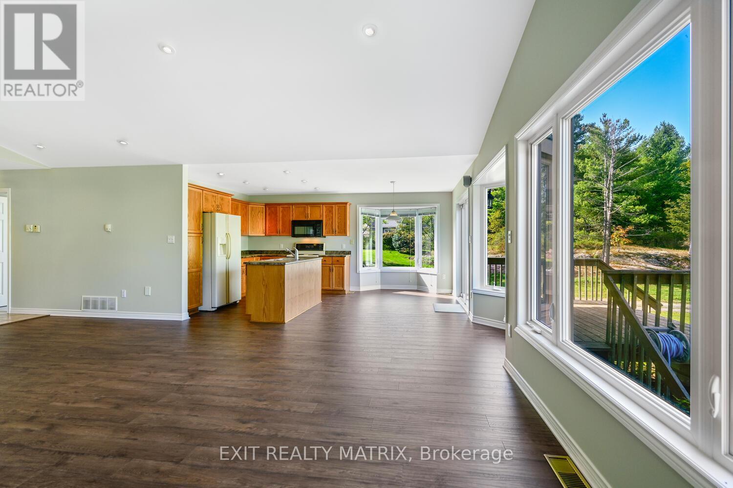 145 Garfield Street S, Gananoque, Ontario  K7G 3G2 - Photo 7 - X12388553