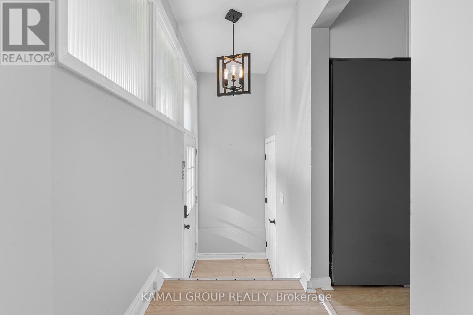 265 Penn Avenue, Newmarket (Bristol-London), Ontario  L3Y 2S4 - Photo 21 - N12394189