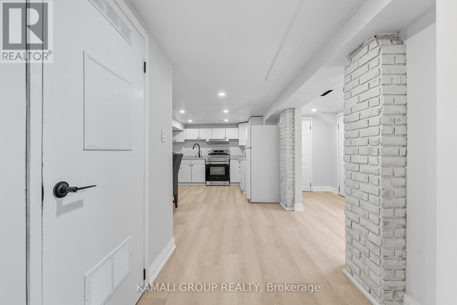 265 Penn Avenue, Newmarket (Bristol-London), Ontario  L3Y 2S4 - Photo 23 - N12394189